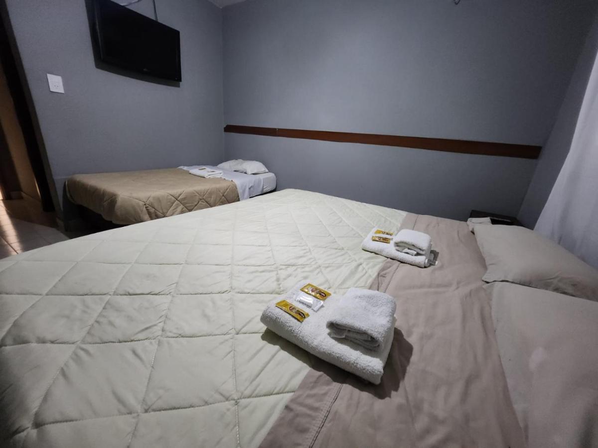 Club House Hotel General Roca Luaran gambar